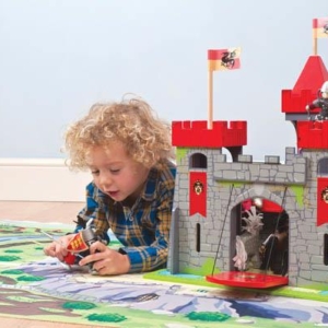 Le Toy Van Dragonclaw Castle