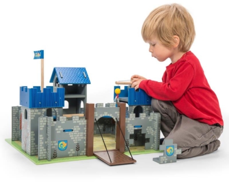 Le Toy Van Excalibur Castle