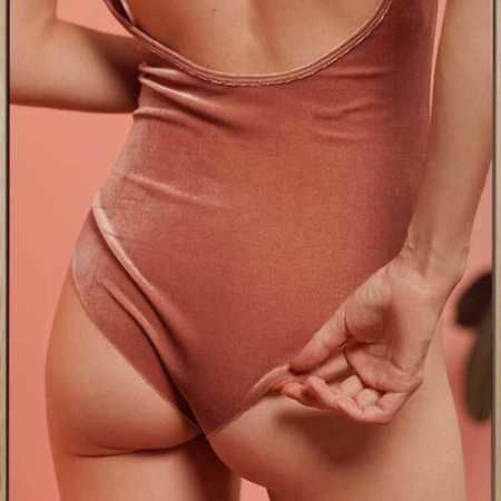 Olivia Canvas Art Print