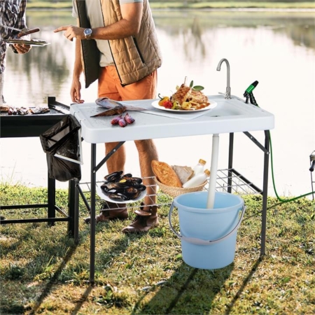 Folding fish cleaning table