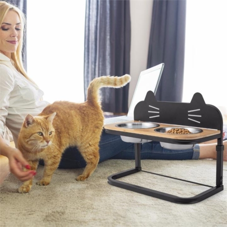 Elevated dog bowls