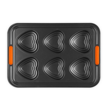 Le Creuset Toughened Non Stick Bakeware 6 Cup Heart Tiered Tray