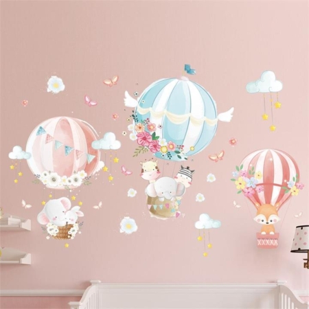 Hot Air Balloon and Baby Animals Wall Sticker Decoration