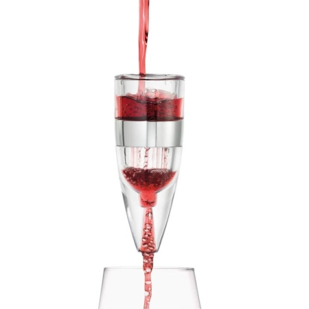 Tonic Wine Aerator by Cellar