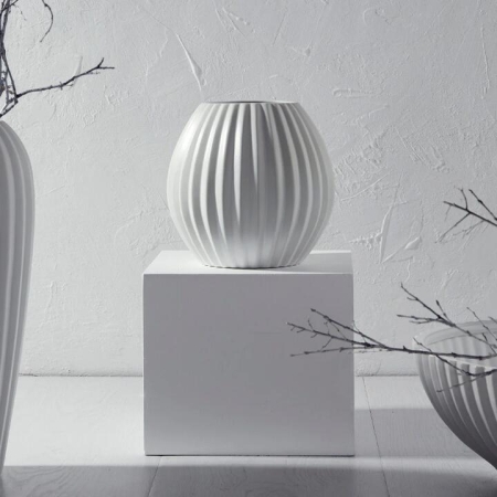 Montauk Vase Small Size 18X19cm by Deborah Hutton