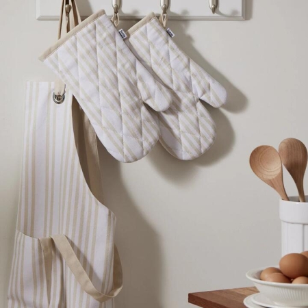 Hampton Stripe Oven Glove Size 50X70cm 100% Cotton by Home Beautiful