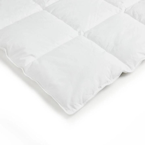Logan & Mason 50% Down 50% Feather Quilt-Queen