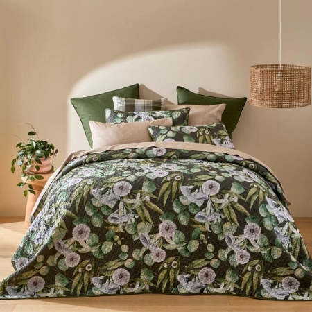 Adorn Living Alria Coverlet Set-Queen/King