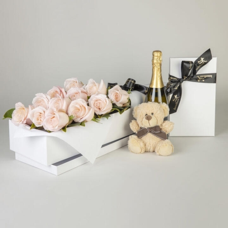 12 Pink Roses in Presentation Box with Chocolates