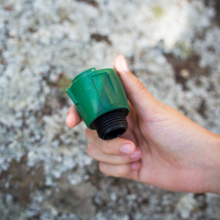 Connect a Hoselink-fitted hose directly to a caravan water inlet with the US Thread Caravan Connector. The UV-resistant nylon fitting uses a 3/4-inch NPT thread