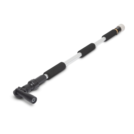 Flush leaves and loose debris from gutters while staying on the ground with the Hoselink Long-reach Pivot Gutter Cleaner. The extended wand improves reach to roof edges