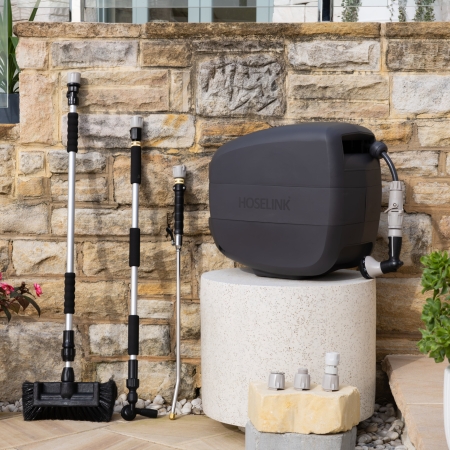 Combine organised hose storage with practical outdoor cleaning equipment in the Hoselink Handy Cleaning and Hose Reel Pack. The package pairs a retractable reel with selected cleaning accessories for washing vehicles