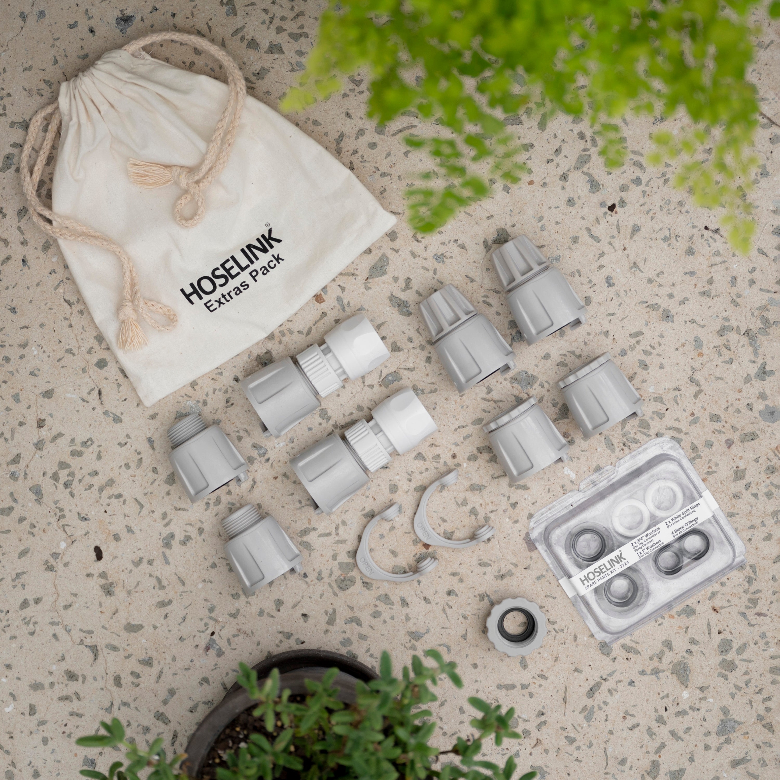 Expand an existing Hoselink watering setup with the Handy Hoselink Extras Pack. The bundle groups useful spare connectors