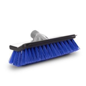 Scrub stubborn dirt from suitable hard outdoor surfaces with the Hard Bristle Attachment for the Hoselink Extendable Cleaning Brush. The firm bristles are intended for demanding jobs such as textured paving