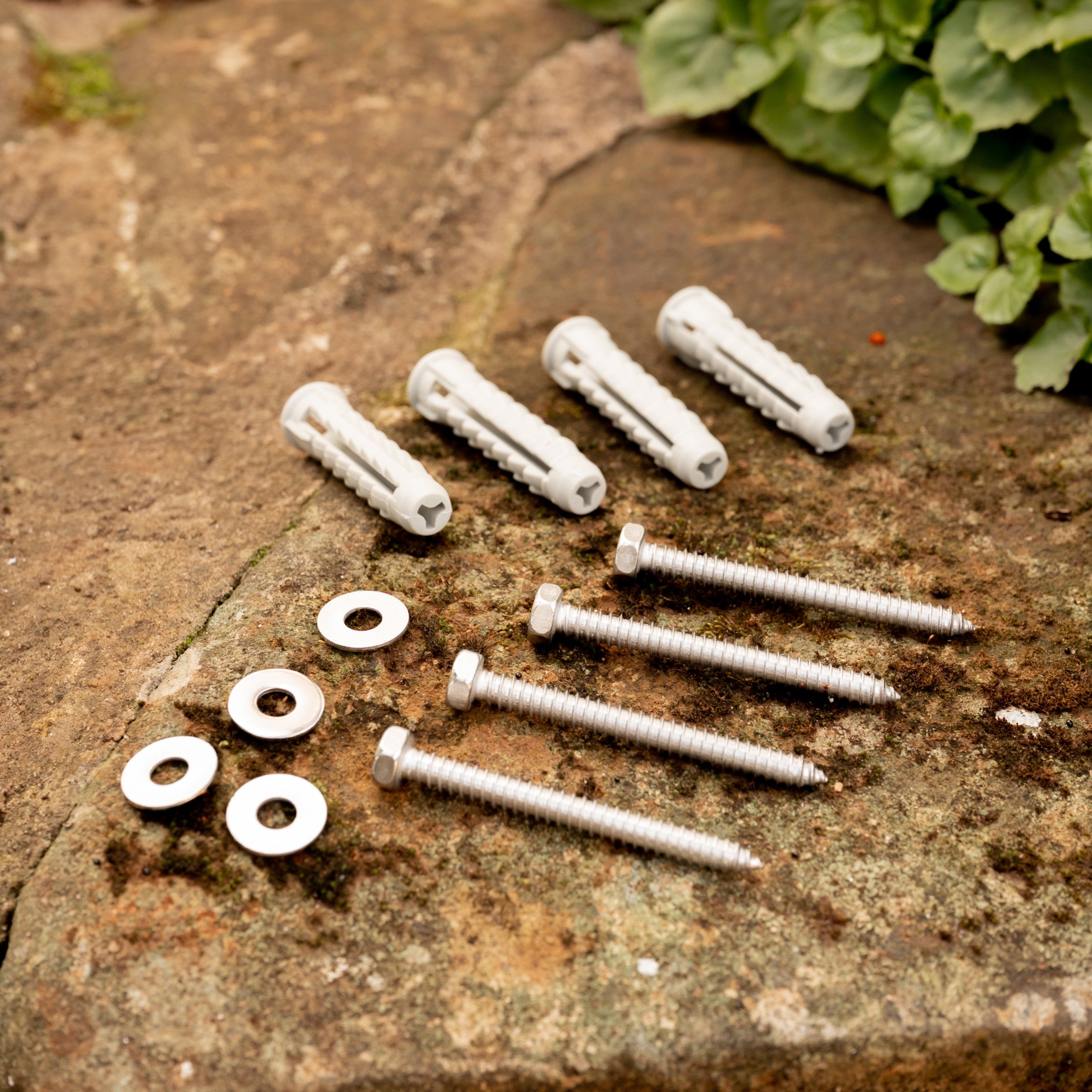 Install an additional Hoselink Classic Retractable Hose Reel bracket with the correct replacement mounting hardware. This set provides the compatible screws