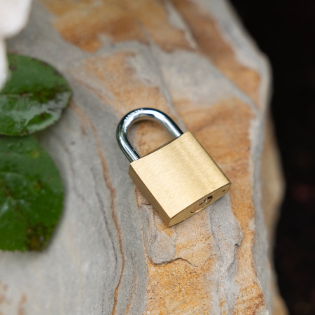 Help secure a Hoselink Classic Retractable Hose Reel to its wall bracket with the Classic Series Padlock. The compact lock fits the designated security point and can discourage casual removal of the reel from its mount. It should be used with a correctly installed bracket and is not a substitute for high-security property protection. Keep the keys safely and confirm compatibility with the reel generation.