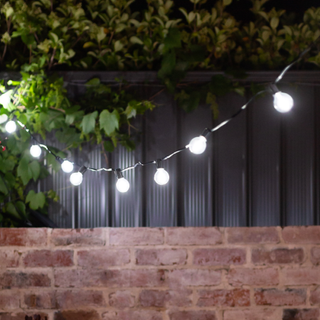 Create crisp decorative lighting over patios