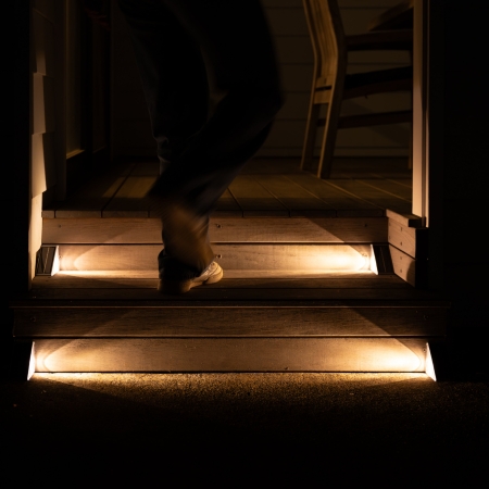 Highlight step corners