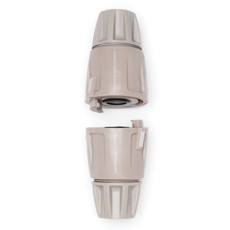 Join two lengths of 12mm garden hose securely with the Hoselink Hose Joiner Set. The no-burst bayonet-style connection creates a watertight link that is useful for extending a hose