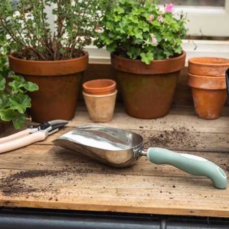 Move potting mix