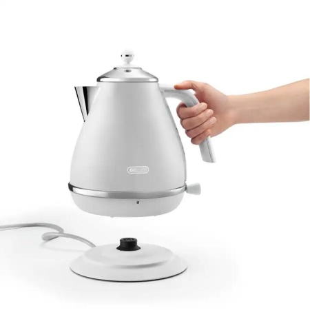 Delonghi Icona Capitals Kettle White